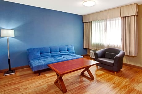 1 King Bed Mobility Accessible Room Non-Smoking