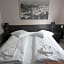 Carlton Hotel