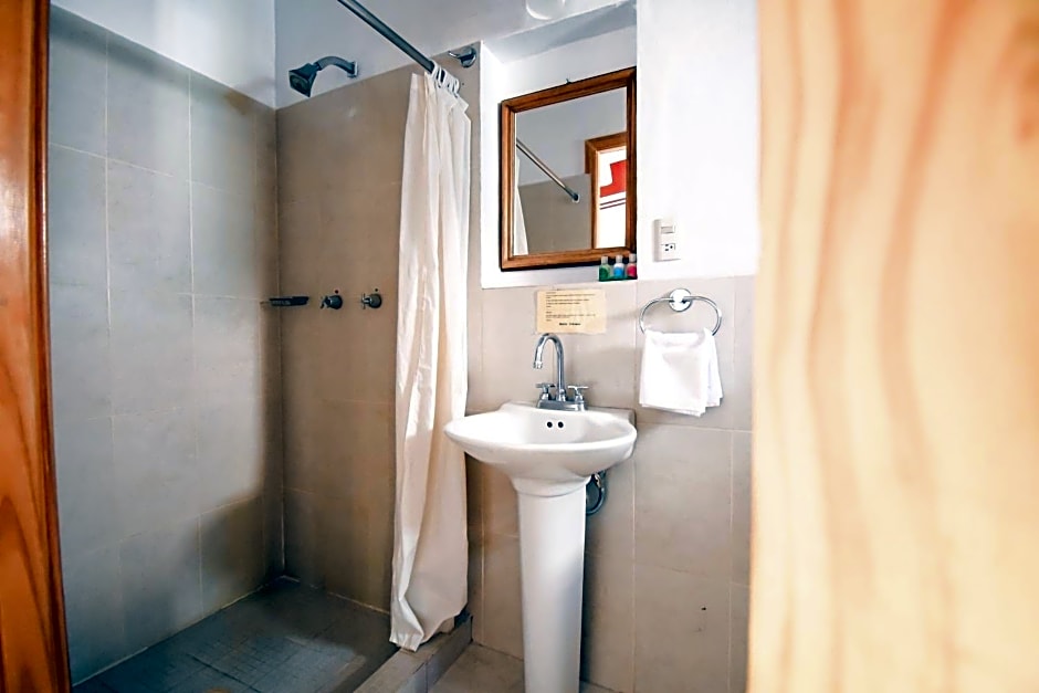 Hotel Meson Cuevano