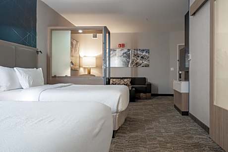 Standard Suite with Two Queen Beds