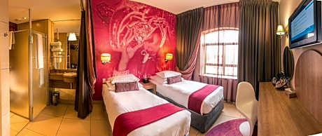 Classic Twin Room