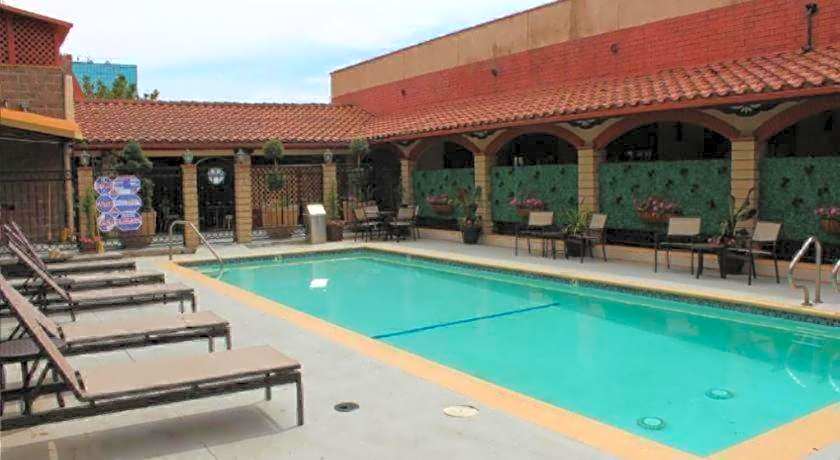 Alhambra Hotel
