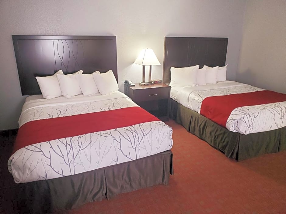 Blackstone Lodge and Suites