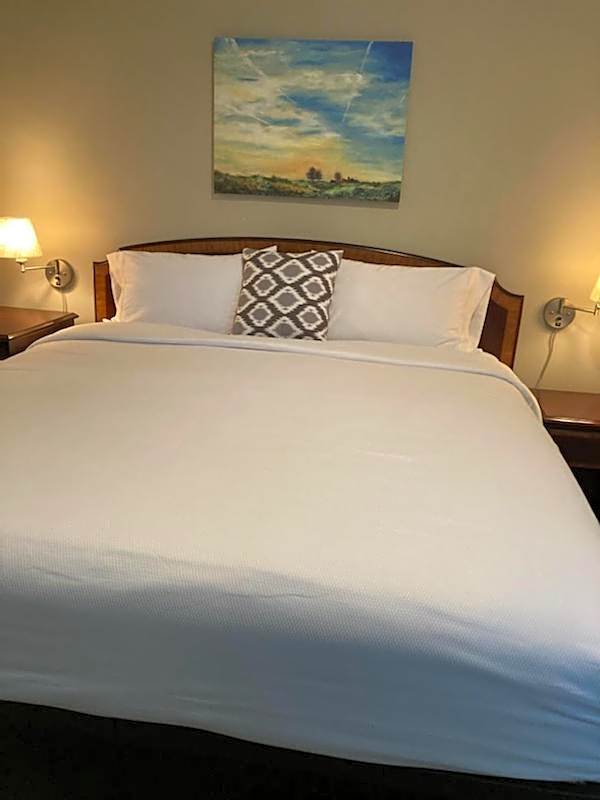 Country Squire Inn and Suites