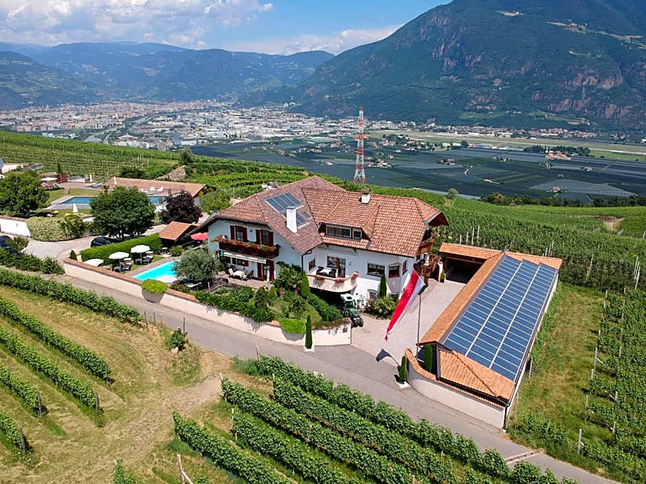 Ferienwohnungen Lanserhof