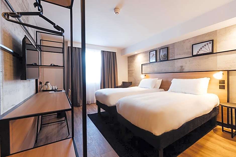 ibis Coleraine Riverside