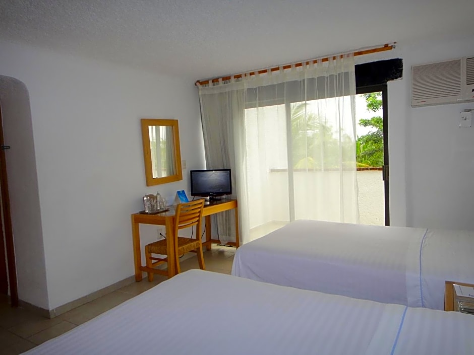 Sotavento Hotel & Yacht Club