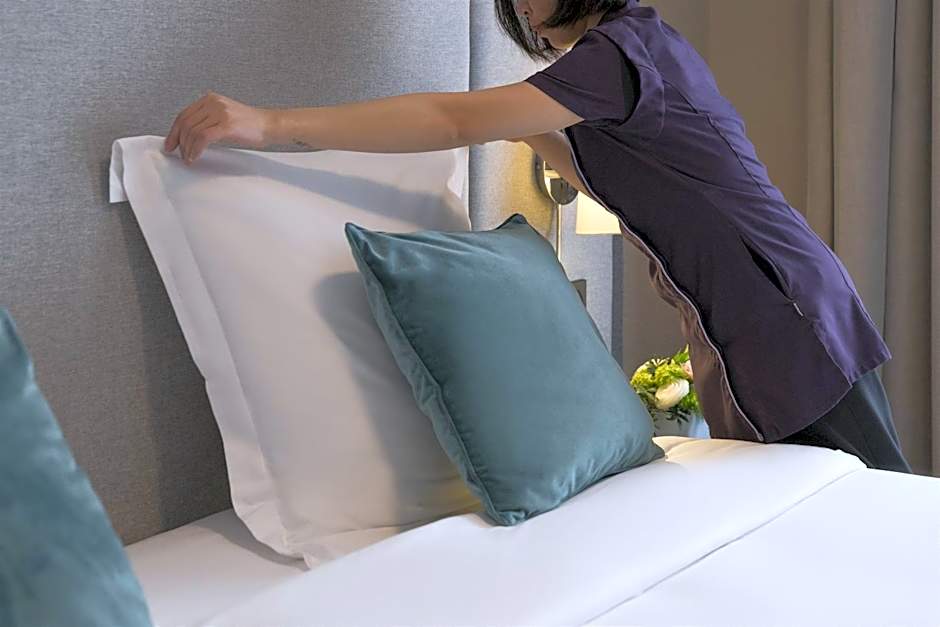 Warwick Reine Astrid - Lyon