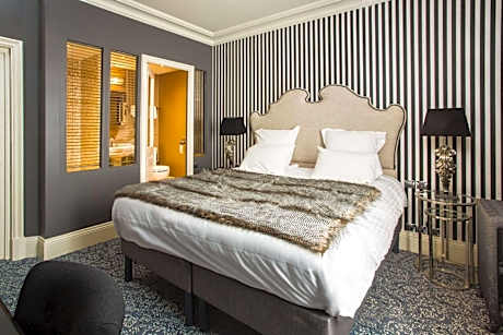 2 Single Beds, Nonsmoking, Comfort Room, Shower