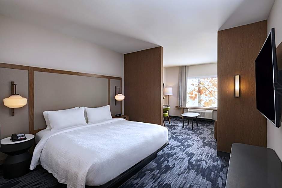 Fairfield Inn and Suites by Marriott Waller