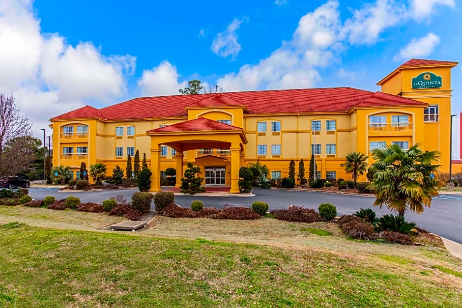 La Quinta Inn & Suites by Wyndham Fultondale