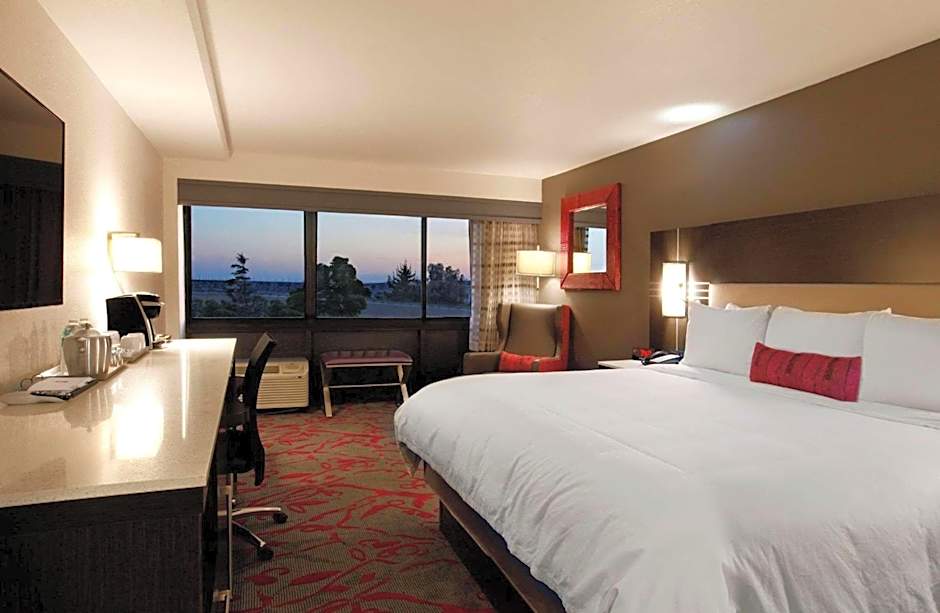 Radisson Hotel Oakland Airport