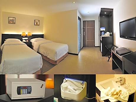 Deluxe Twin Room