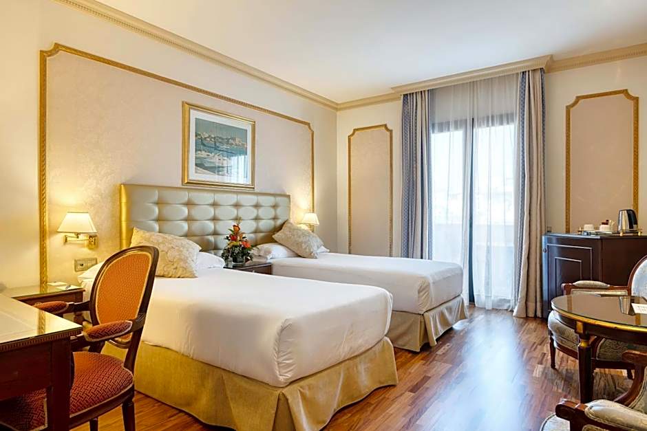 Hotel Roger De Lluria