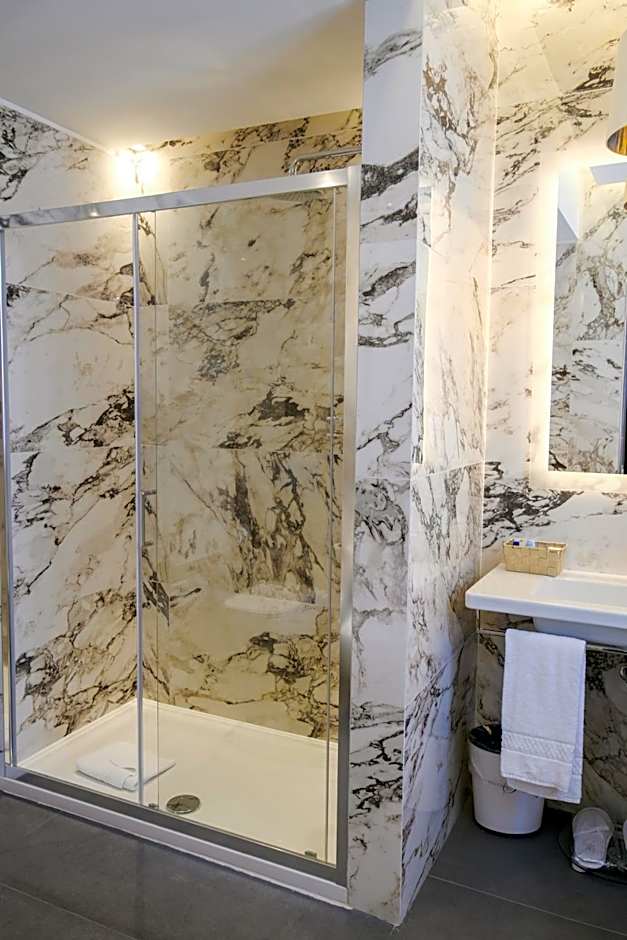 Stendhal Luxury Suites