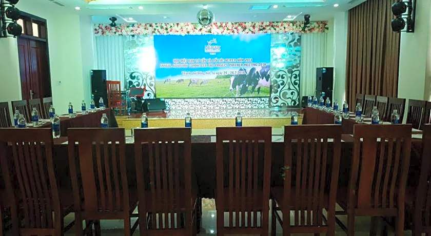 Phu Cuong Beach Hotel