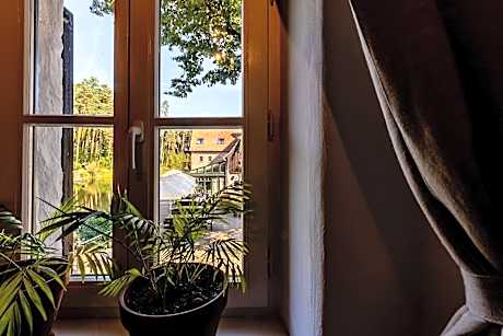 Junior Suite with Balcony