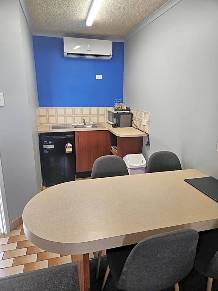Rockhampton Court Motor Inn