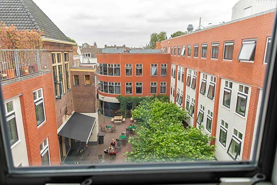 Hotel The Happy Traveler