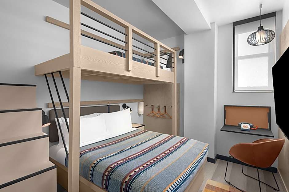 Moxy Houston Downtown