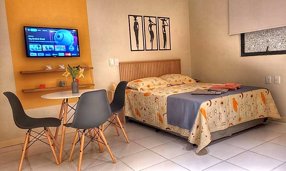 Lindo e Econômico, 2min da praia, perto Farol da Barra