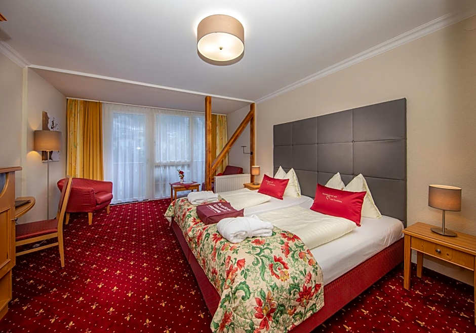 VÖTTER'S HOTEL in Kaprun am Kitzsteinhorn - Skibus direkt