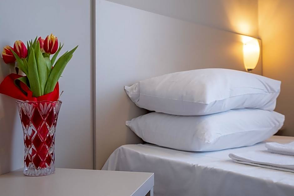 Blue Label Apart House