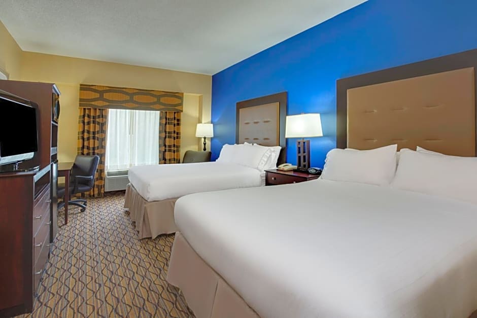 Holiday Inn Express Tower Center New Brunswick By IHG