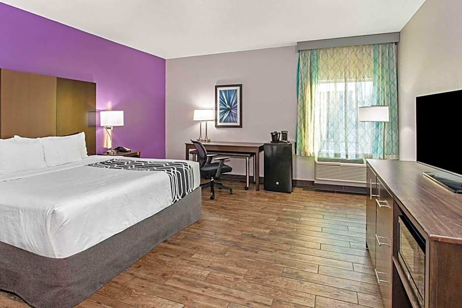 La Quinta Inn & Suites by Wyndham Lubbock South