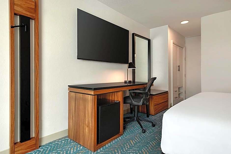 Fort Pontchartrain Detroit, a Wyndham Hotel