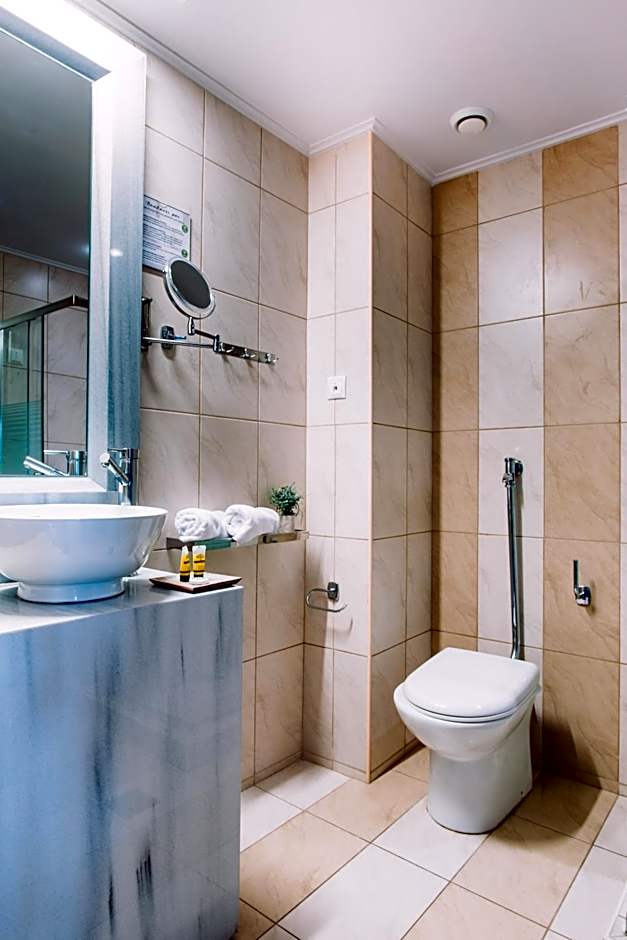 AAR Hotel & Spa