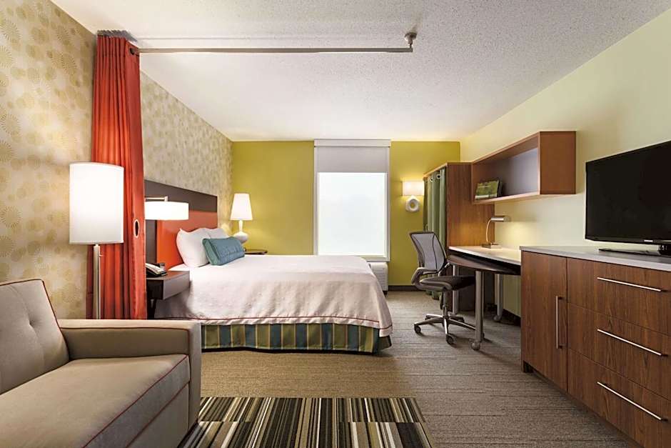 Photo 1 of 4 of Studio 1 Queen Bed Suite, Hearing Accessible