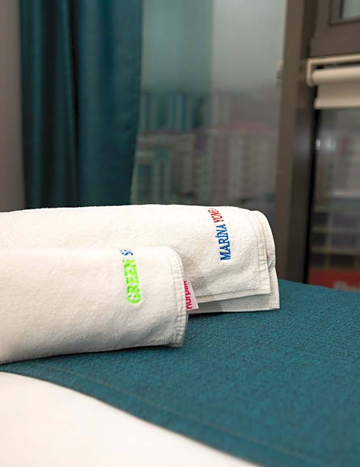 Marina Green Suite & Residence