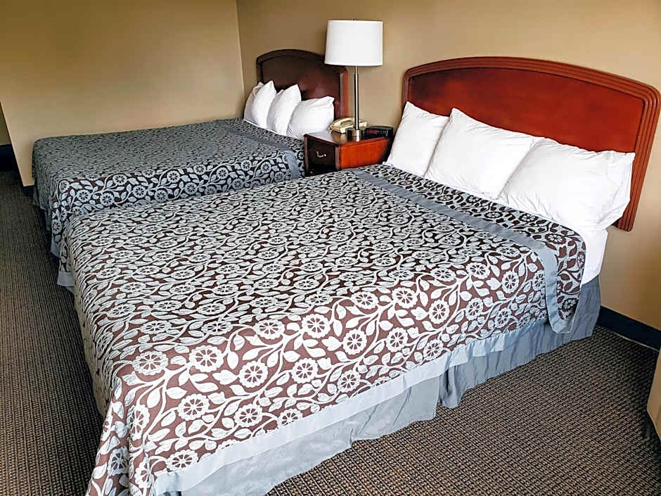 Days Inn & Suites by Wyndham of Morris