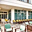 Hotel Caesar B&B Fronte Mare in Centro di Milano Marittima