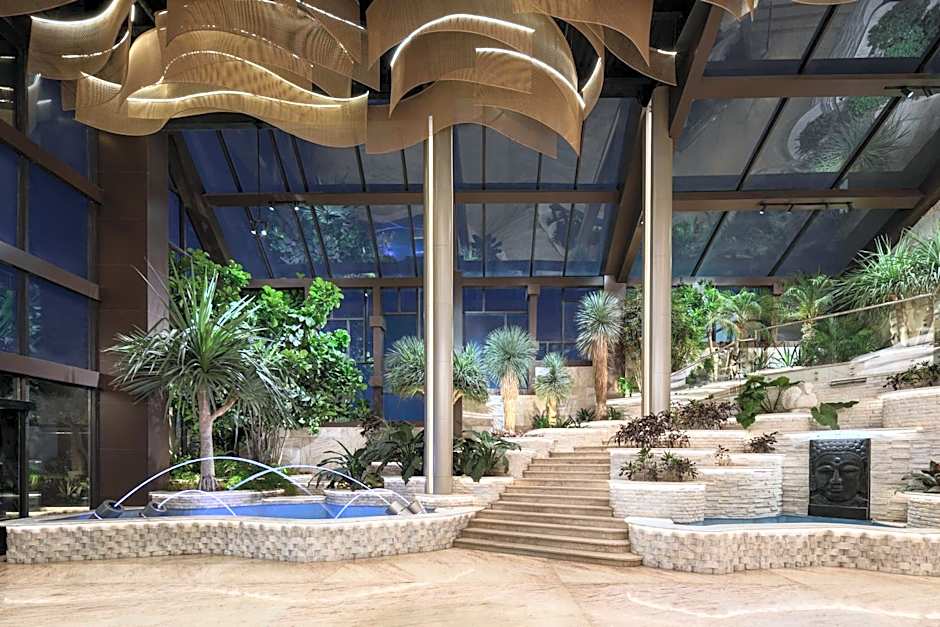 Crowne Plaza Alexandria Mirage by IHG