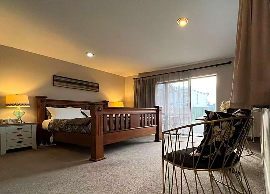 Strathern Motor Lodge