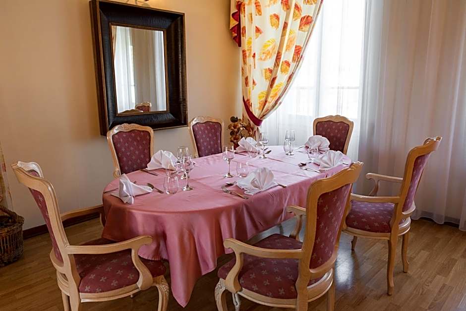 Hôtel De Champagne