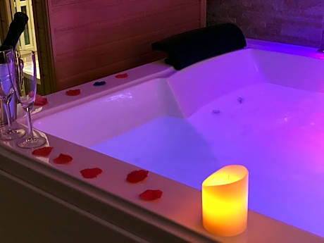 Suite with Spa Bath