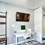 Elegant Deluxe Modern 3 Room Suite