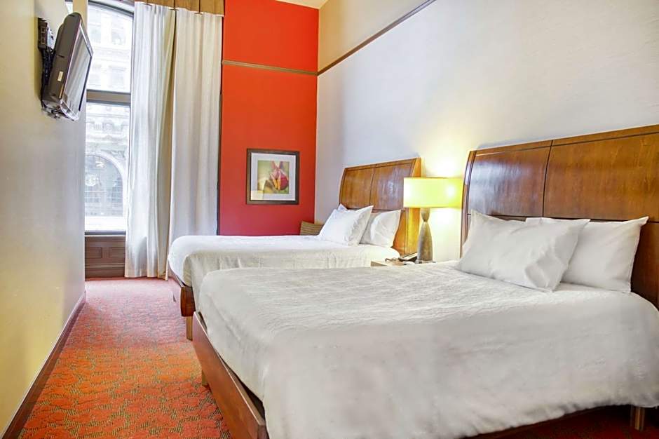 Hilton Garden Inn Milwaukee Downtown