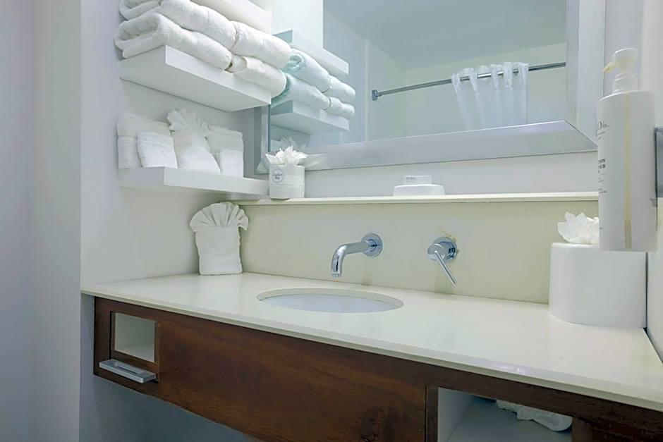 Hampton Inn By Hilton Raleigh/Garner