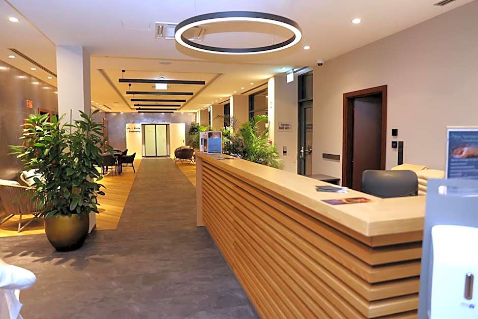 Tisia Hotel & Spa