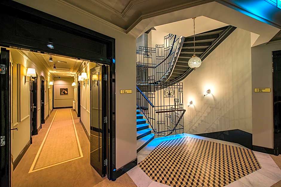 Astoria Hotel