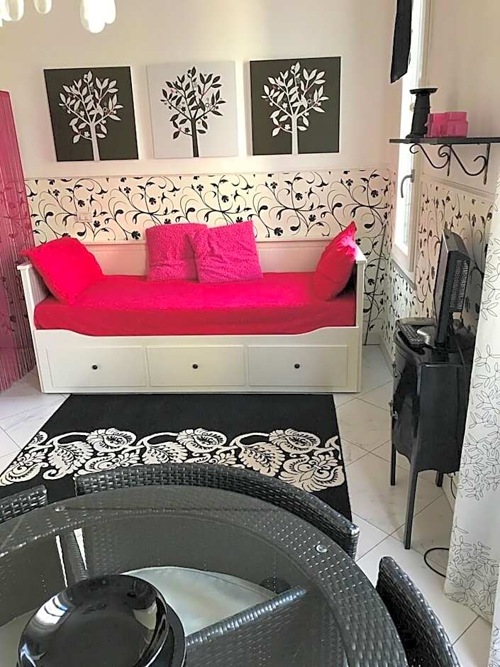 Sarpi Apartment