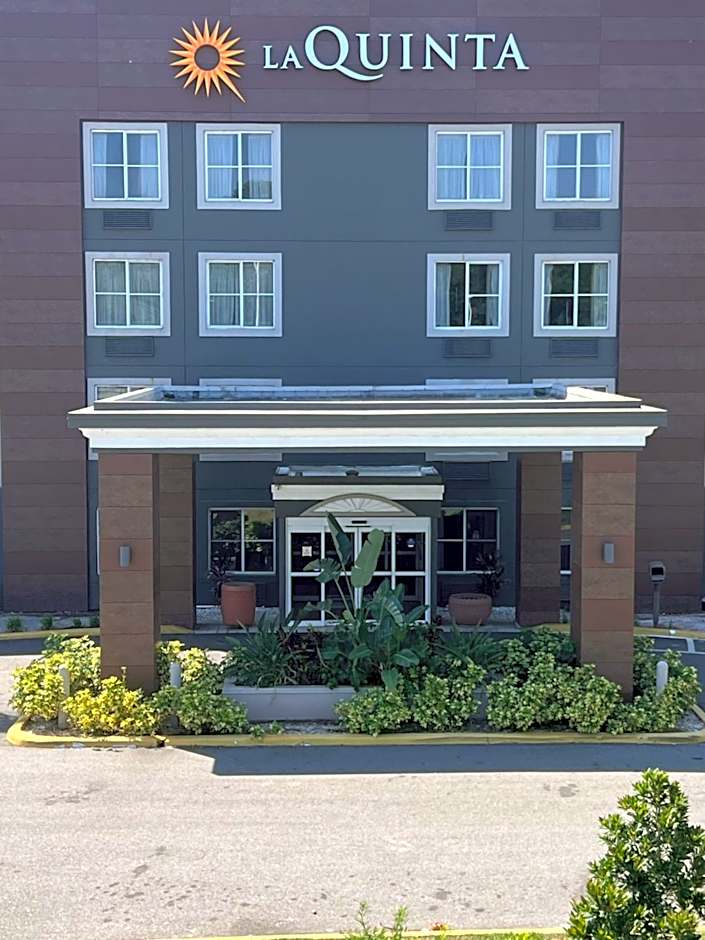 La Quinta Inn & Suites by Wyndham Lakeland East