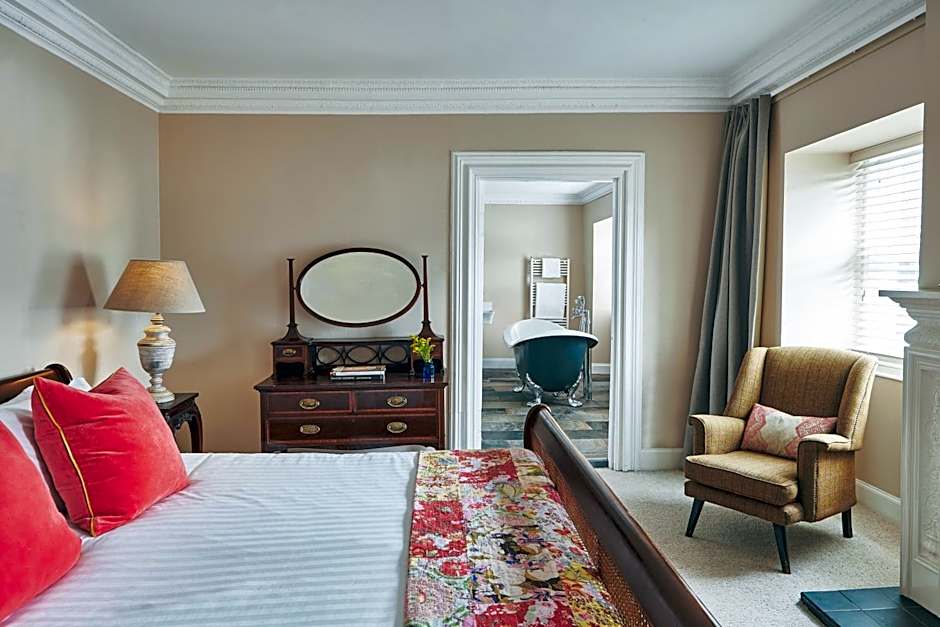 Brambles of Inveraray