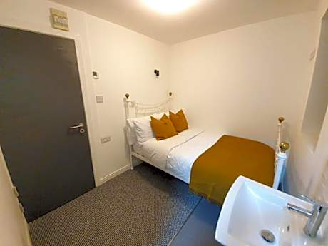 Deluxe Single Room