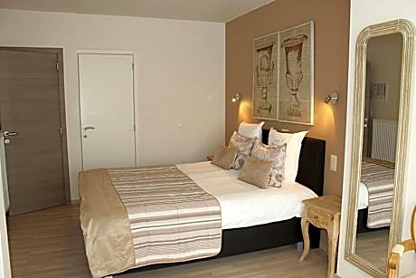 Deluxe Double Room with Terrace