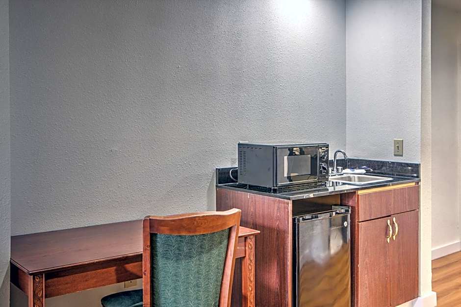 Motel 6-Dallas, TX - Northwest